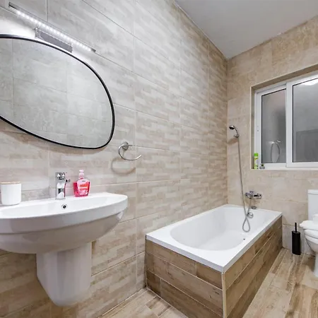 アパート Spacious 3br With Private Terrace & Wifi By 360 Estates Żabbar