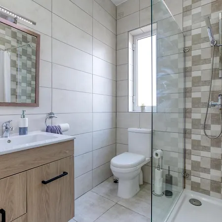 Apartment Spacious 3br With Private Terrace & Wifi By 360 Estates *