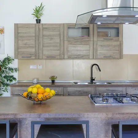 Spacious 3br With Private Terrace & Wifi By 360 Estates Apartment Zabbar