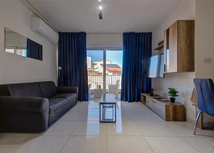 Spacious 3br With Private Terrace & Wifi By 360 Estates Lejlighed