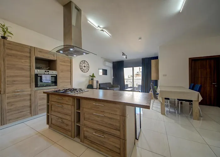 Spacious 3br With Private Terrace & Wifi By 360 Estates 아파트