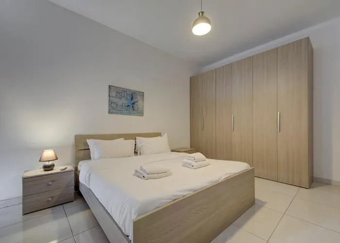 Spacious 3br With Private Terrace & Wifi By 360 Estates