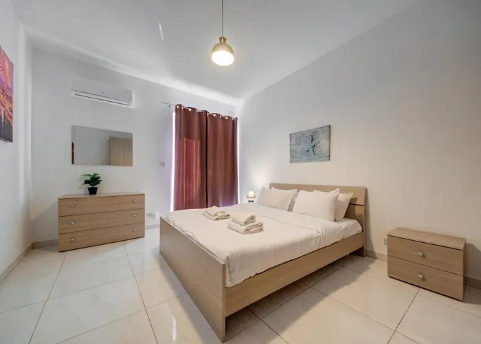 Spacious 3br With Private Terrace & Wifi By 360 Estates Żabbar