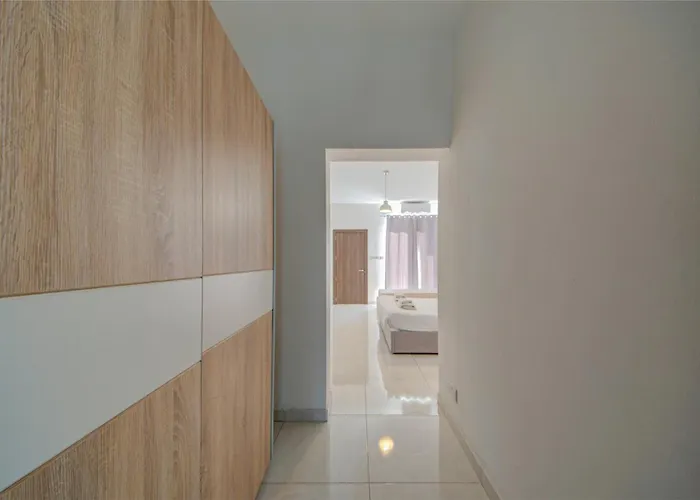 아파트 Spacious 3br With Private Terrace & Wifi By 360 Estates