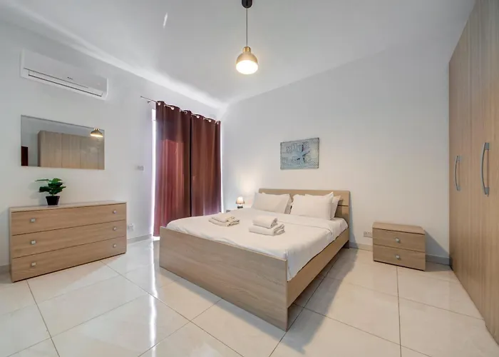 Lejlighed Spacious 3br With Private Terrace & Wifi By 360 Estates